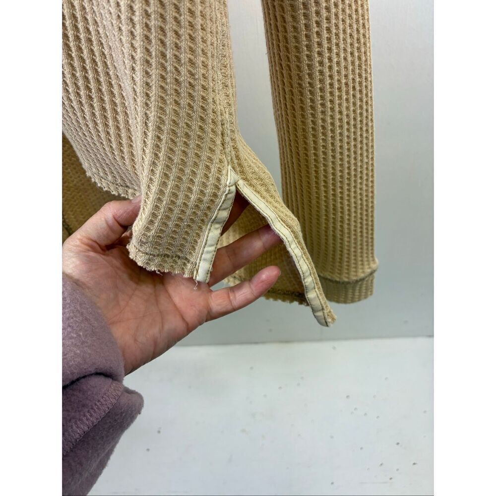 We The Free NWOT Thermal Top Army Motives in Tan Size S - Picture 6 of 9